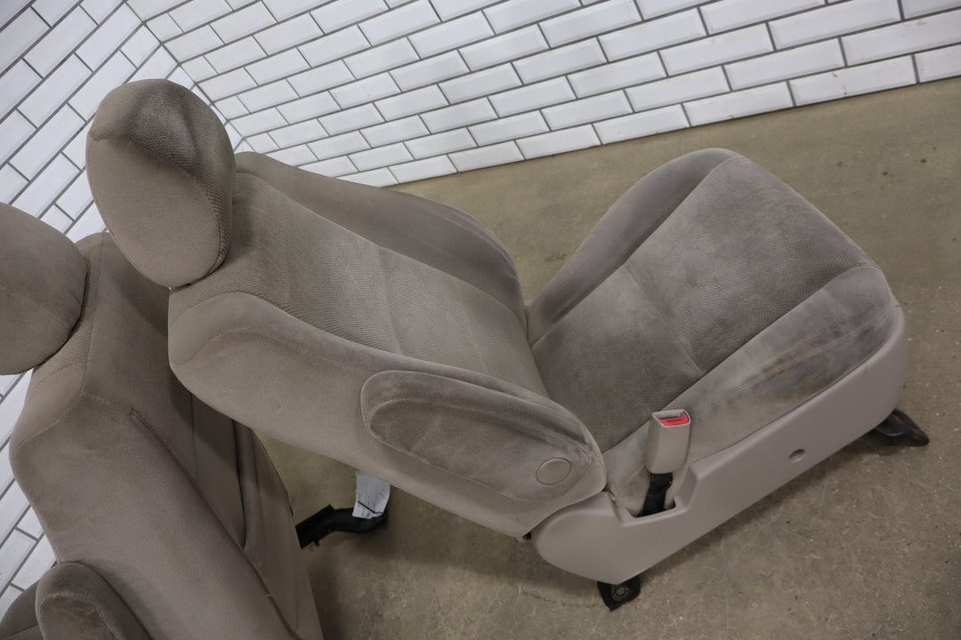 2005 - 2007 Toyota Sequoia Pair Cloth Front Seats OEM Taupe
