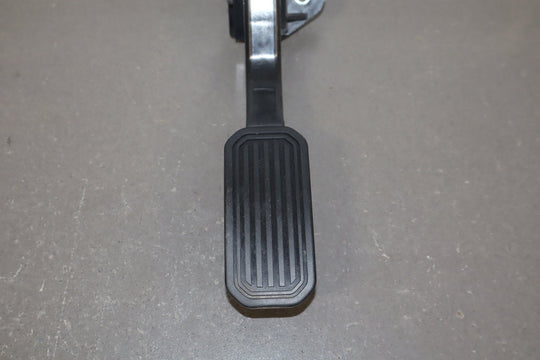2005 - 2007 Toyota Sequoia Throttle Accelerator Pedal OEM