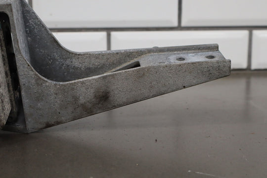 2005 - 2008 C6 Corvette ABS Anti Lock Brake Pump Module & Bracket