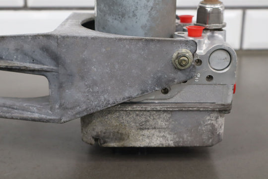 2005 - 2008 C6 Corvette ABS Anti Lock Brake Pump Module & Bracket