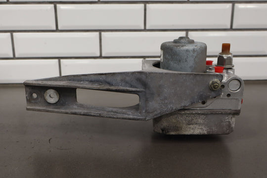 2005 - 2008 C6 Corvette ABS Anti Lock Brake Pump Module & Bracket