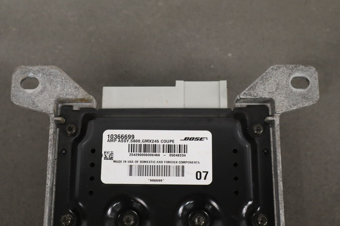 2005 - 2008 C6 Corvette Coupe OEM Radio Amplifier (7 Speaker Bose System)