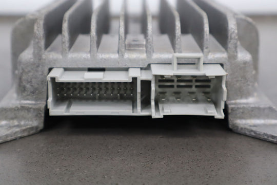 2005 - 2008 C6 Corvette Coupe OEM Radio Amplifier (7 Speaker Bose System)