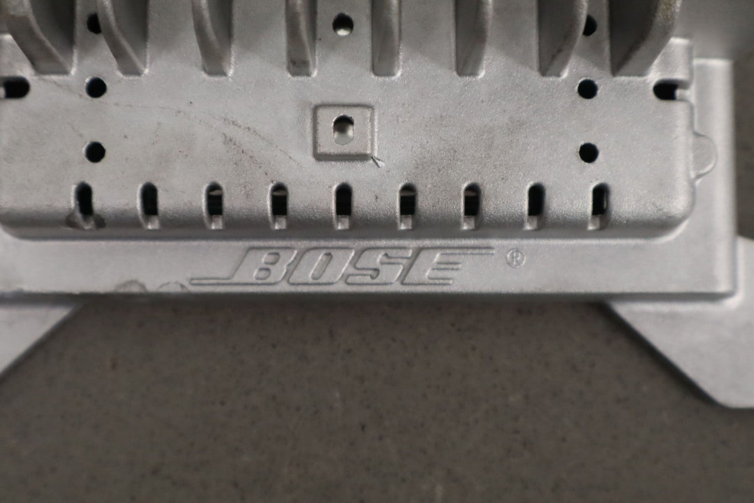 2005 - 2008 C6 Corvette Coupe OEM Radio Amplifier (7 Speaker Bose System)