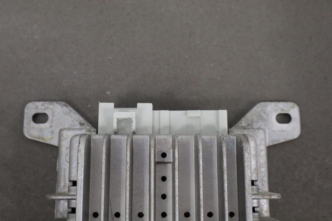 2005 - 2008 C6 Corvette Coupe OEM Radio Amplifier (7 Speaker Bose System)