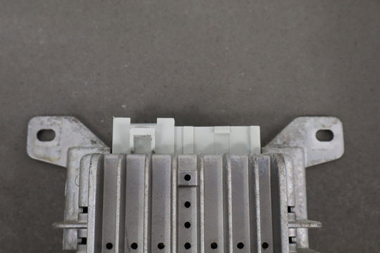 2005 - 2008 C6 Corvette Coupe OEM Radio Amplifier (7 Speaker Bose System)