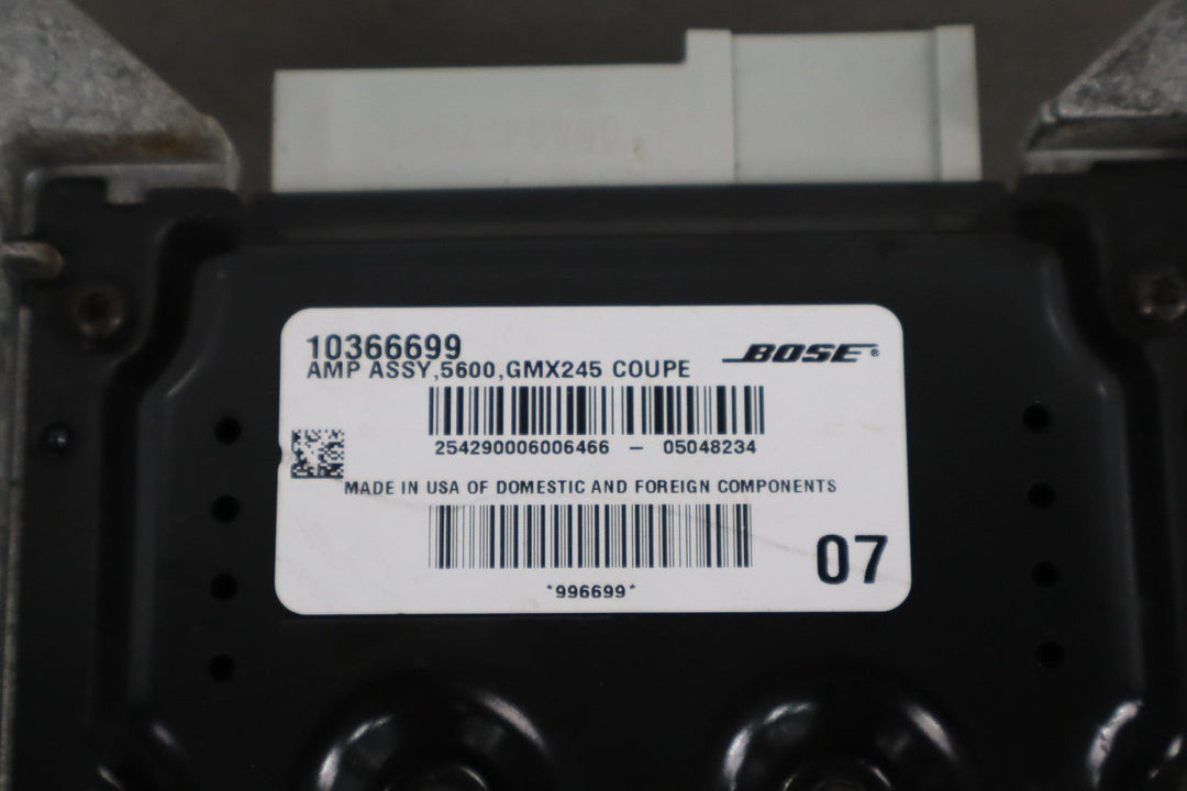2005 - 2008 C6 Corvette Coupe OEM Radio Amplifier (7 Speaker Bose System)