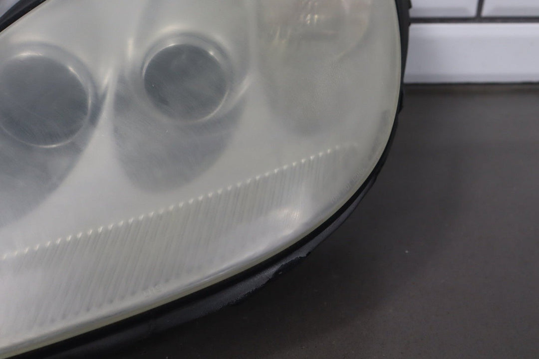 2005 - 2008 Chevrolet Corvette Base Left Headlamp 25867779 *Hazy*