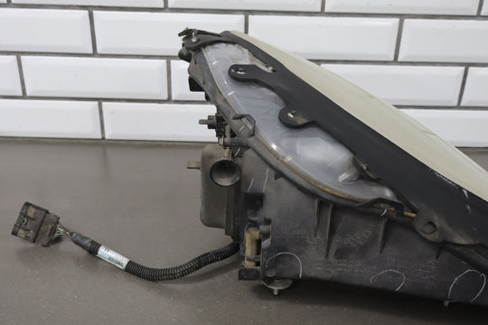 2005 - 2008 Chevrolet Corvette Base Left Headlamp 25867779 *Hazy*