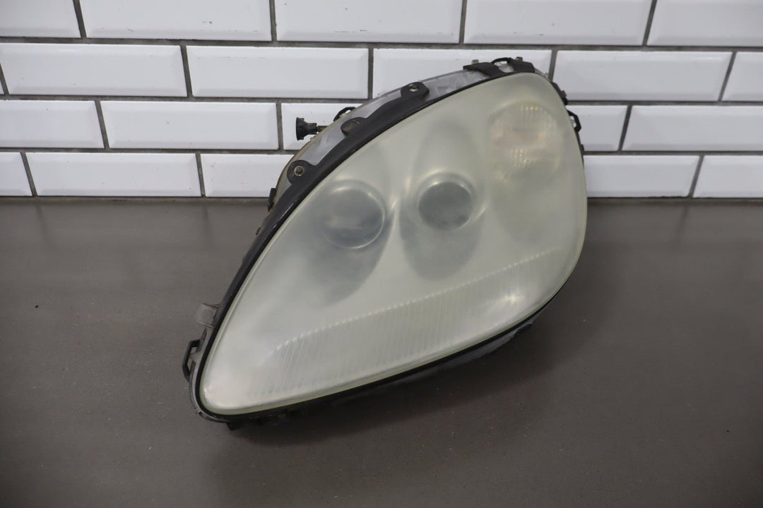 2005 - 2008 Chevrolet Corvette Base Left Headlamp 25867779 *Hazy*