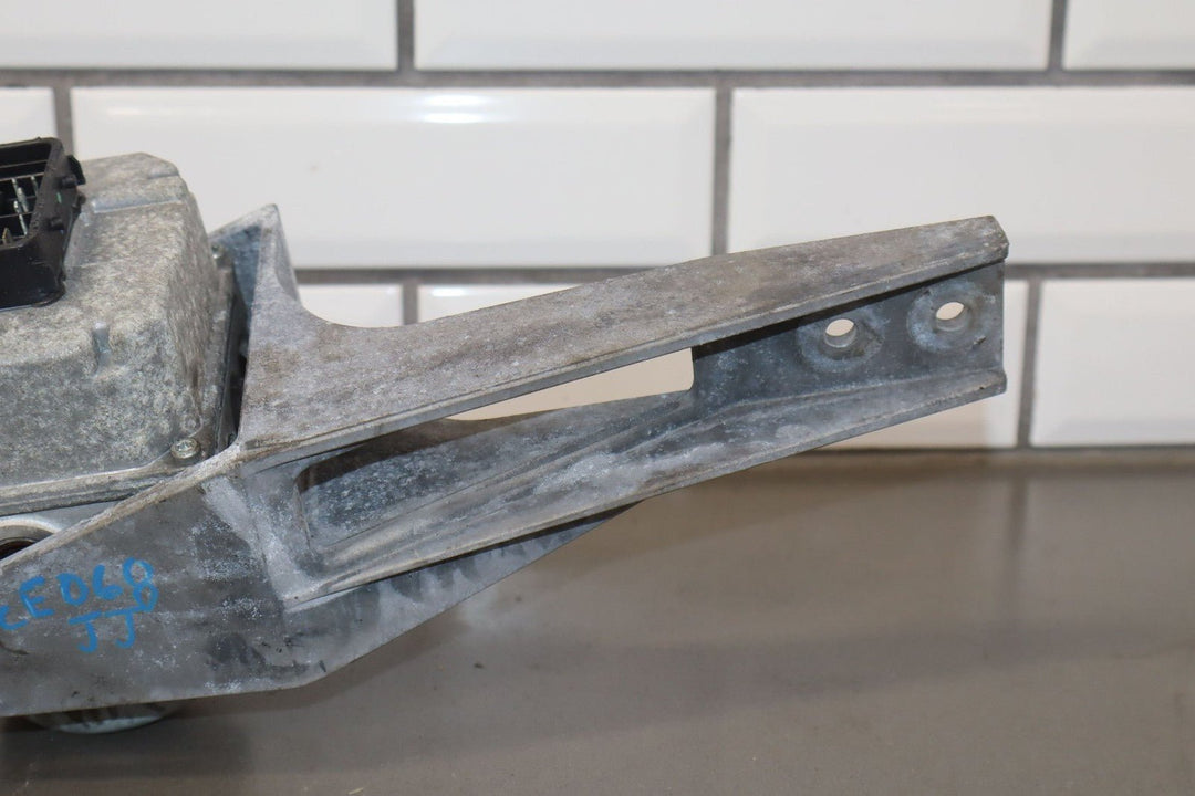 2005 - 2008 Chevrolet Corvette C6 - ABS Anti Lock Brake Pump / Module 89060341