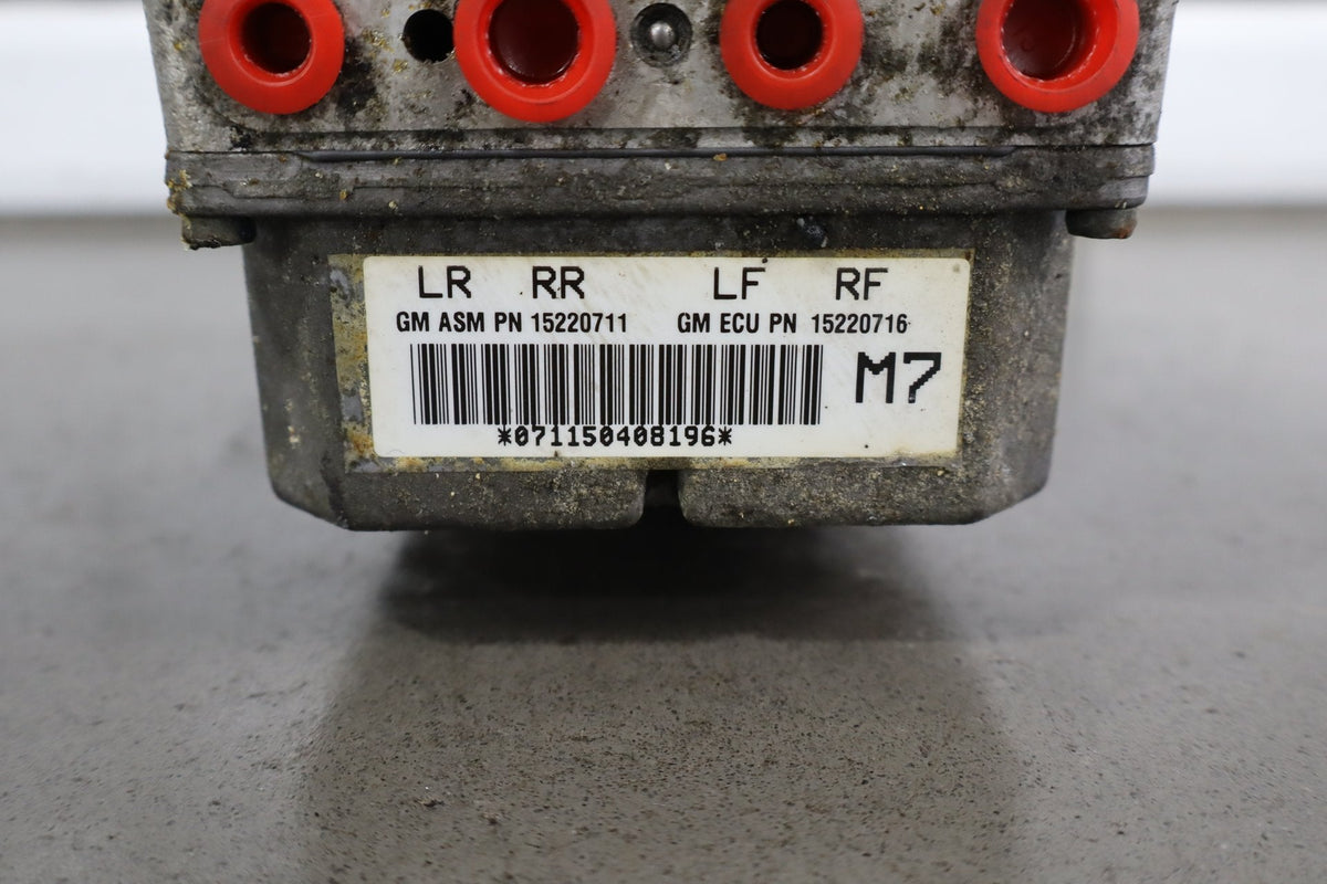 2005-2008 Chevrolet Corvette C6 - ABS Anti Lock Brake Pump/ Module 89060341