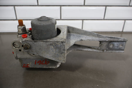2005-2008 Chevrolet Corvette C6 - ABS Anti Lock Brake Pump/ Module 89060341