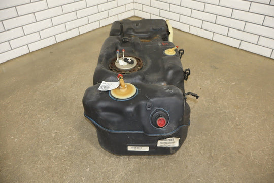 2005 - 2008 Chevrolet Tahoe Fuel Tank with Pump 25904452 OEM