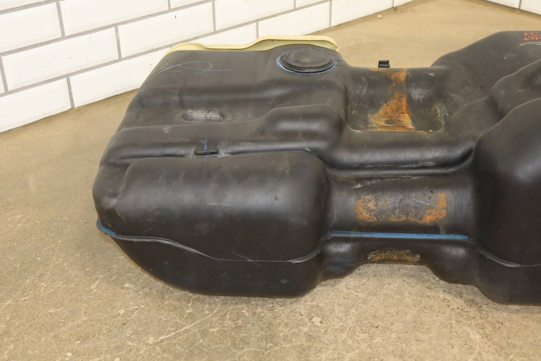 2005 - 2008 Chevrolet Tahoe Fuel Tank with Pump 25904452 OEM