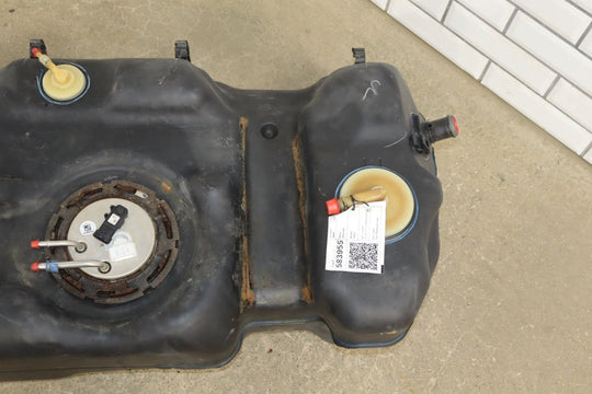 2005 - 2008 Chevrolet Tahoe Fuel Tank with Pump 25904452 OEM