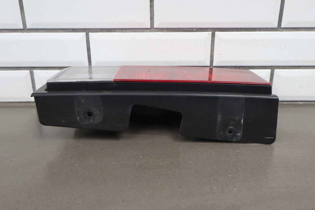 2005-2009 Hummer H2 Left Tail Light 25874015