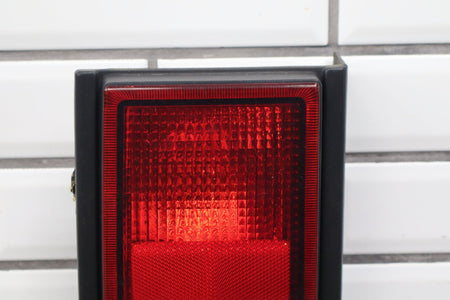 2005-2009 Hummer H2 Left Tail Light 25874015