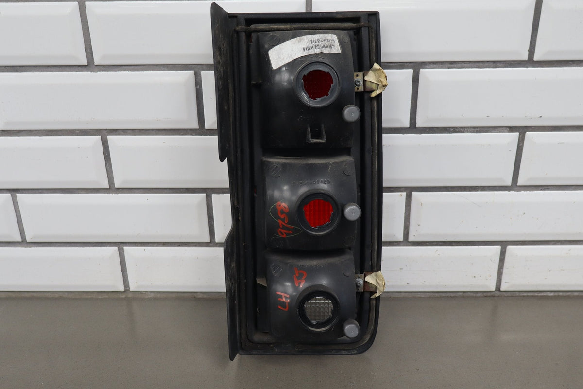 2005-2009 Hummer H2 Left Tail Light 25874015
