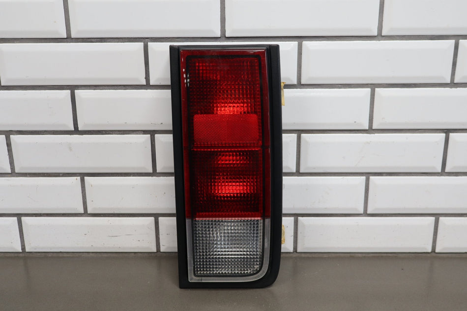 2005-2009 Hummer H2 Right Tail Light 25874014 OEM