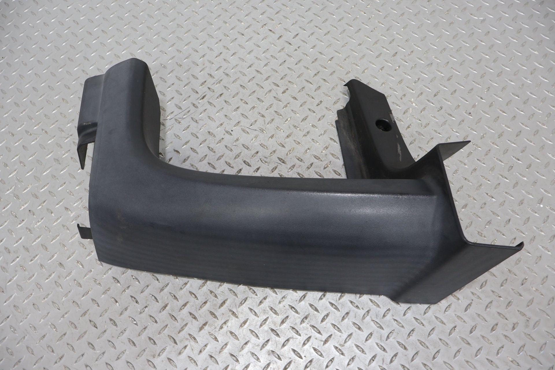2005-2009 Hummer H2 SUT Driver Left Rear Roof Molding 25953707