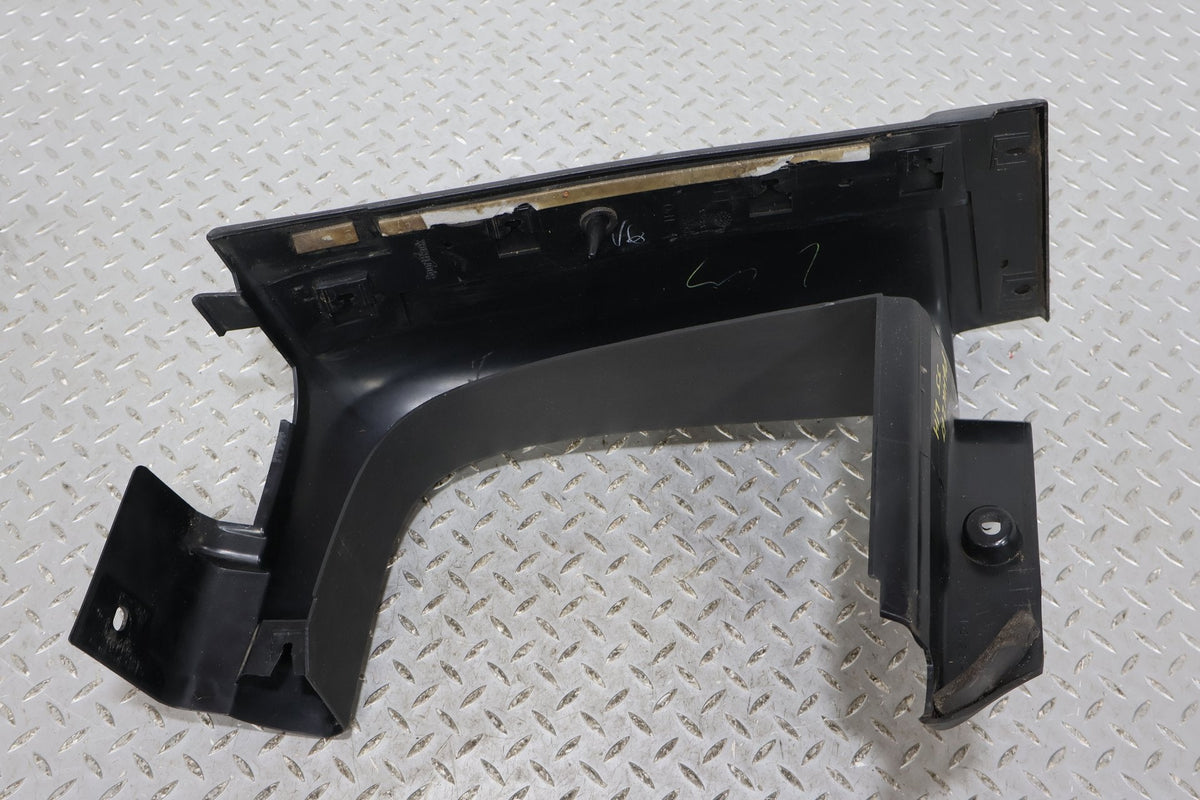 2005-2009 Hummer H2 SUT Driver Left Rear Roof Molding 25953707