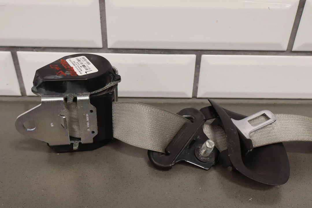 2005 - 2012 C6 Corvette Base Coupe Left Driver Seat Belt Retractor