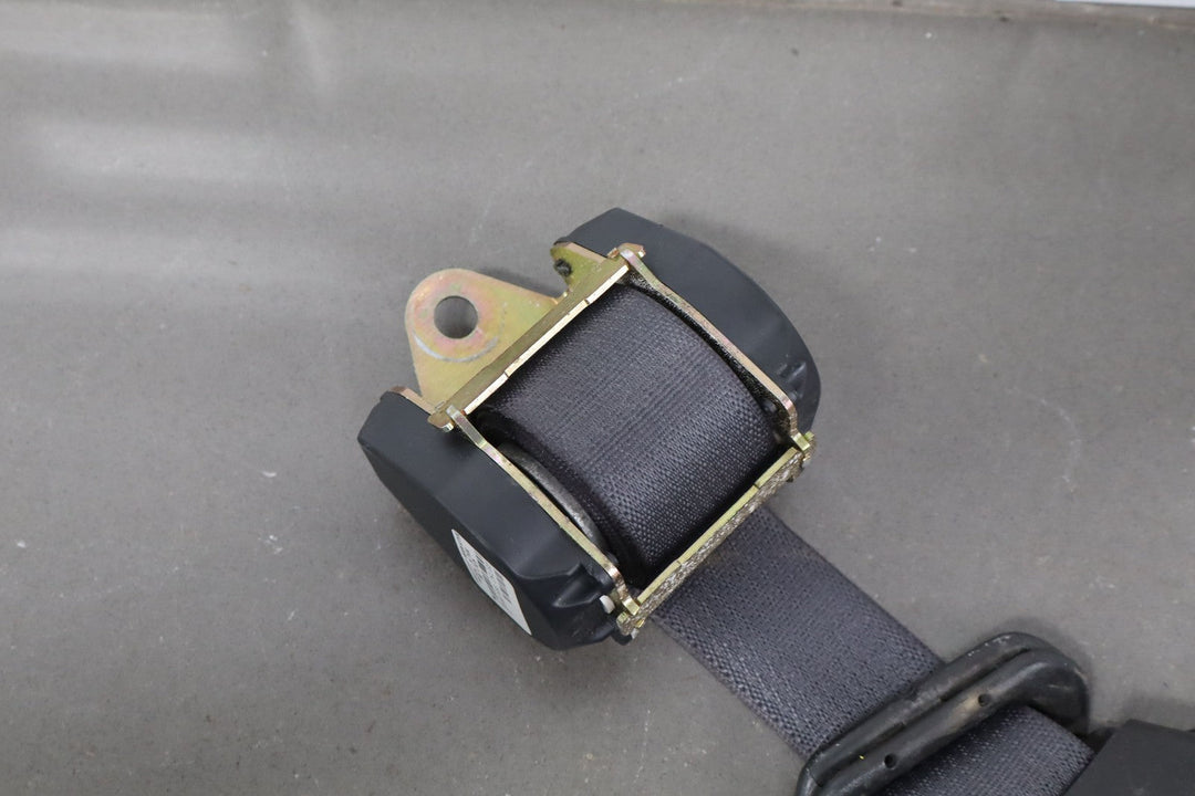 2005 - 2012 C6 Corvette Base Coupe Left Driver Seat Belt Retractor