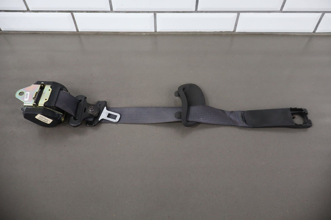 2005 - 2012 C6 Corvette Base Coupe Right Passenger Seat Belt Retractor