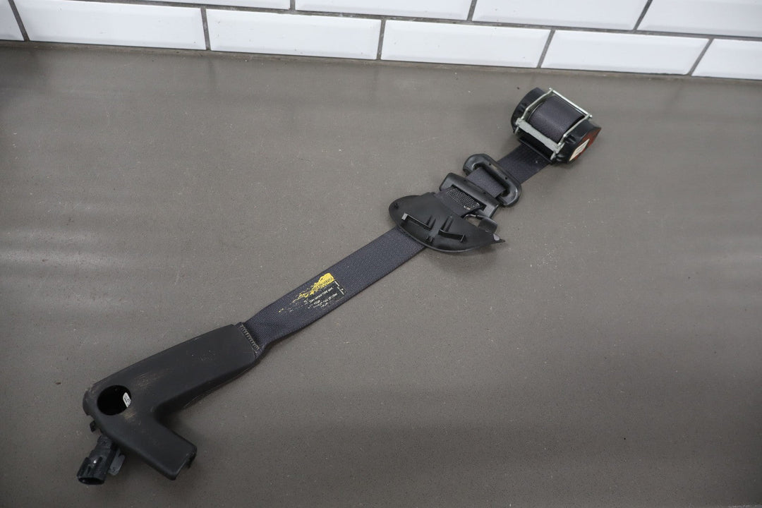 2005 - 2012 C6 Corvette Base Coupe Right Passenger Seat Belt Retractor
