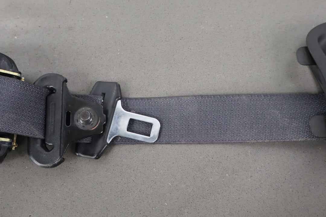 2005 - 2012 C6 Corvette Base Coupe Right Passenger Seat Belt Retractor