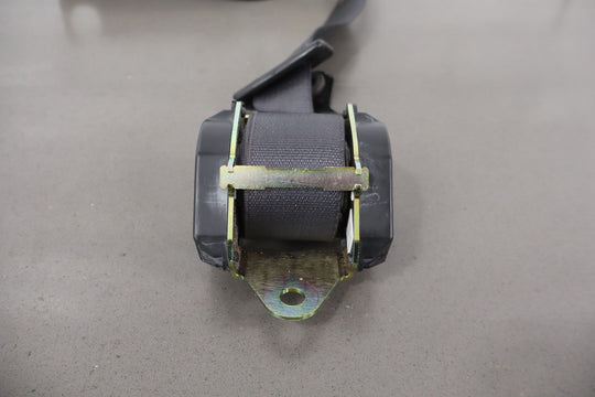 2005 - 2012 C6 Corvette Base Coupe Right Passenger Seat Belt Retractor