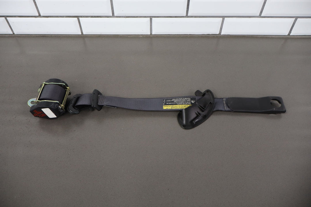 2005 - 2012 C6 Corvette Base Coupe Right Passenger Seat Belt Retractor