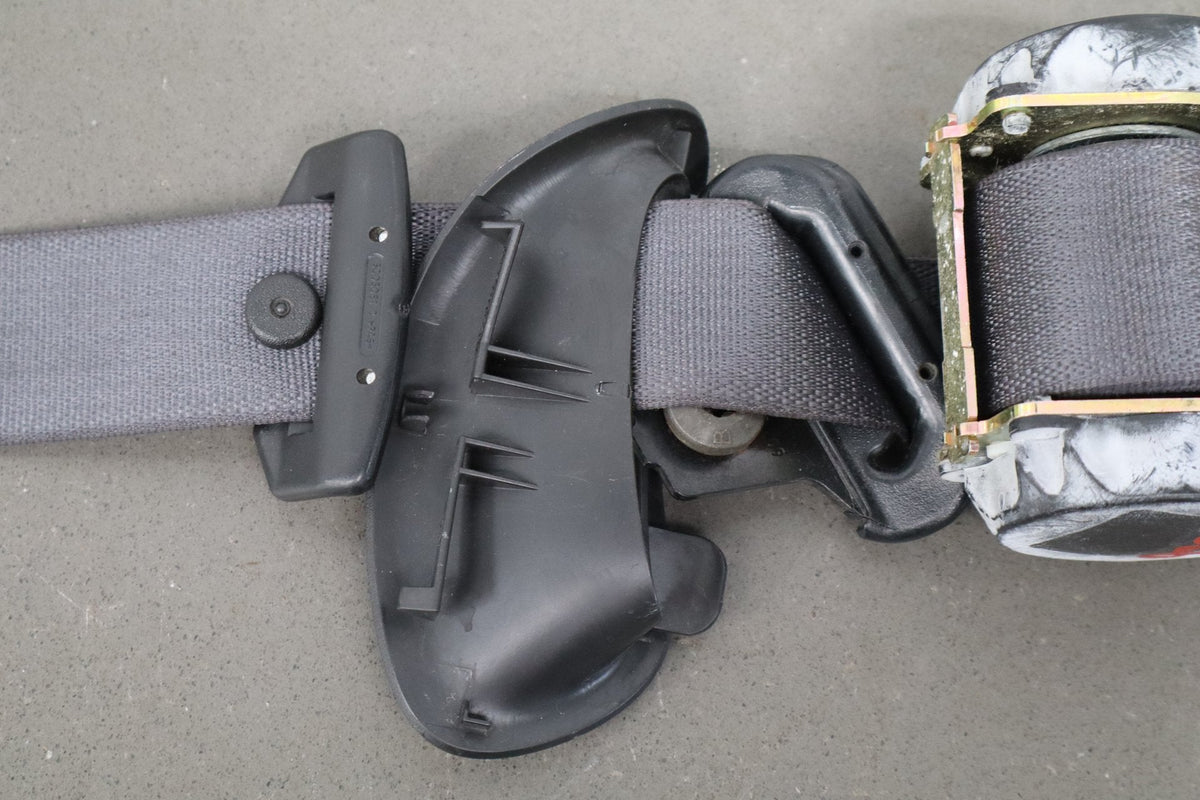 2005-2012 Chevrolet Corvette C6 Coupe Driver Seat Belt Black