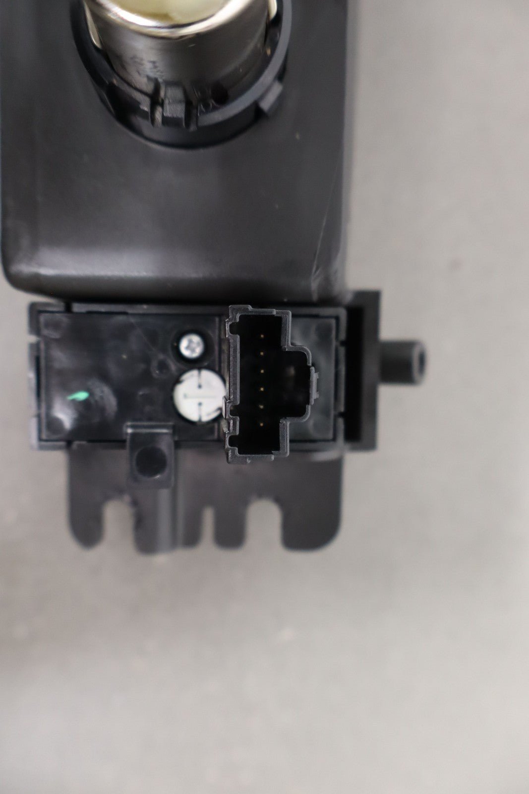 2005 - 2013 C6 Corvette Dash Mounted Ashtray Lighter Seat Button