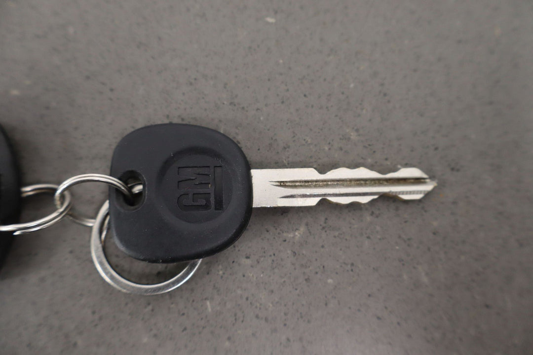 2005 - 2013 C6 Corvette Dash Mounted Ignition Switch Button W/Key