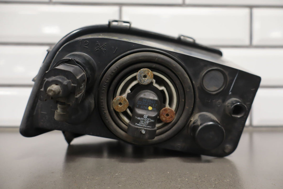 2005 - 2013 C6 Corvette Front Left LH OEM Bumper Mounted Fog Light Lamp