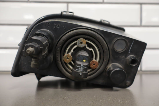 2005 - 2013 C6 Corvette Front Left LH OEM Bumper Mounted Fog Light Lamp