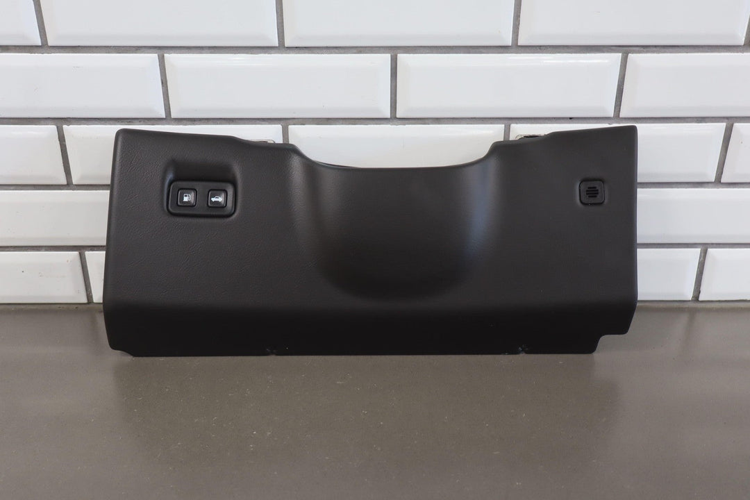 2005 - 2013 C6 Corvette Left Driver Knee Pad Bolster W/Buttons