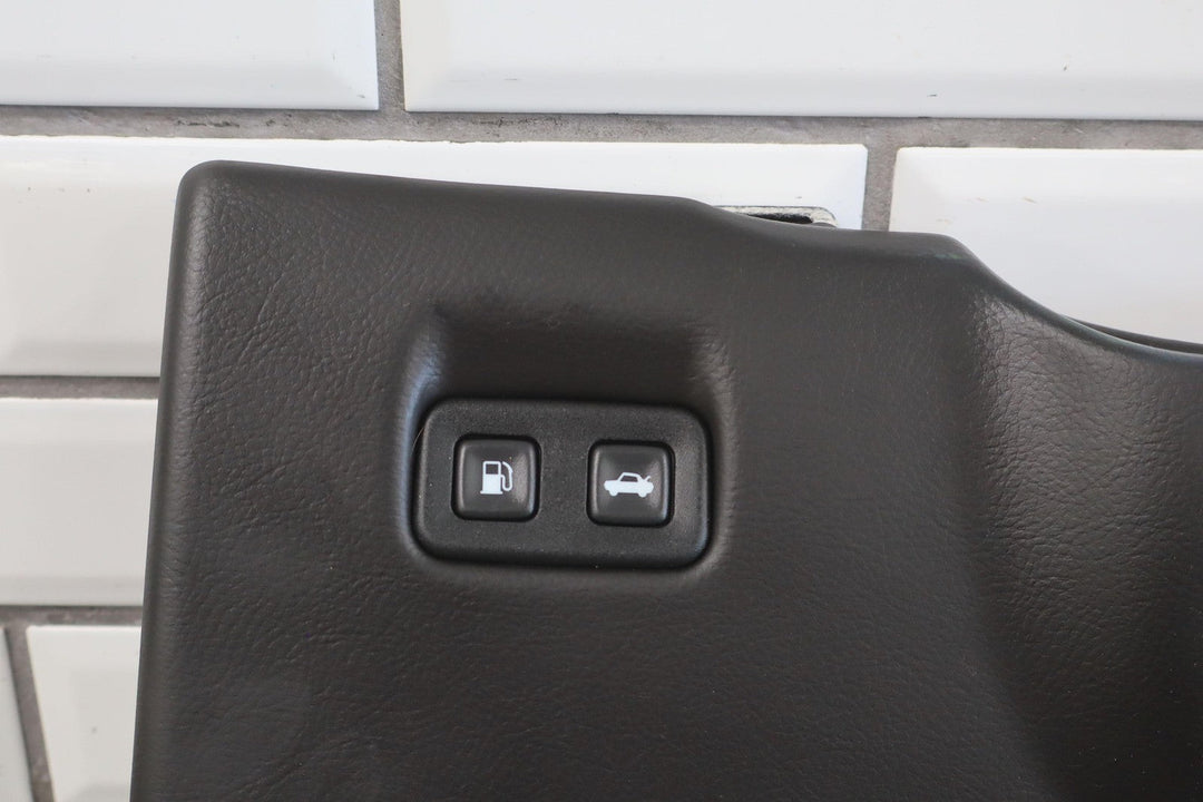 2005 - 2013 C6 Corvette Left Driver Knee Pad Bolster W/Buttons