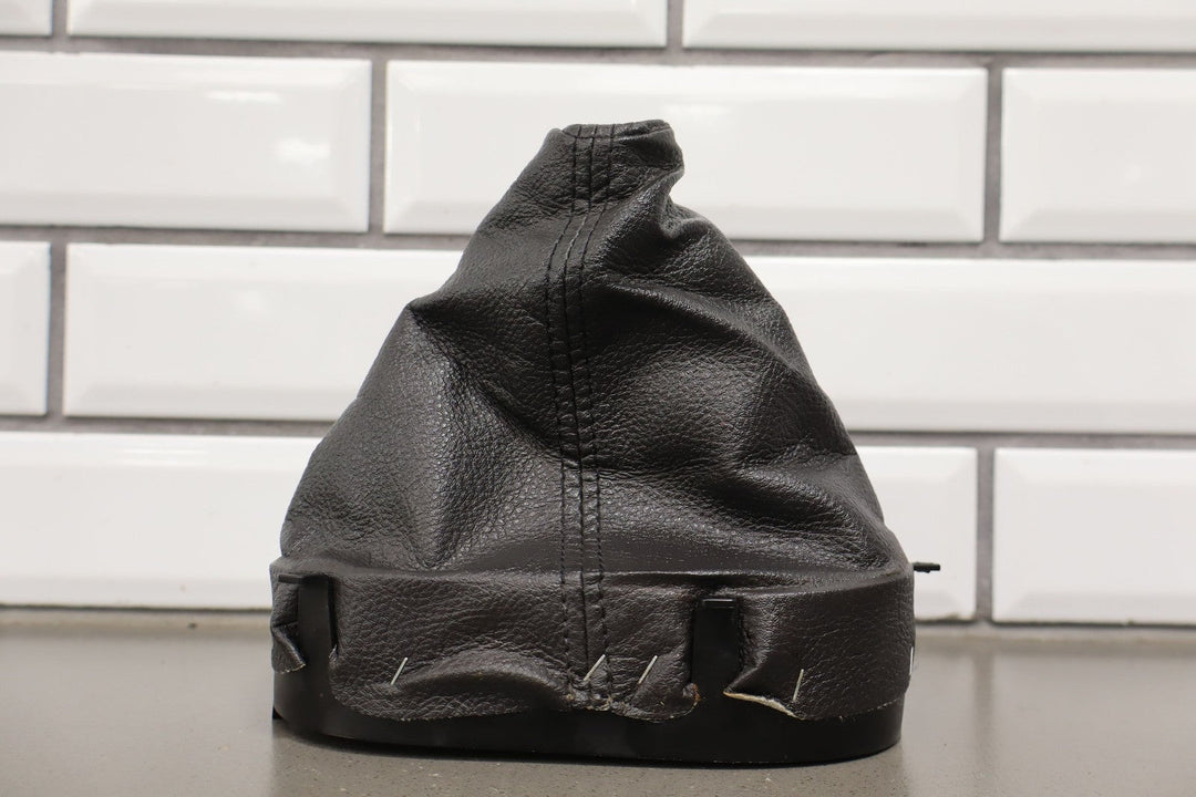 2005 - 2013 C6 Corvette Manual Transmission Floor Shift Knob & Boot