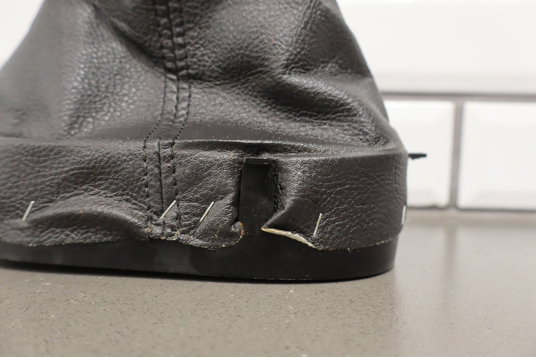 2005 - 2013 C6 Corvette Manual Transmission Floor Shift Knob & Boot