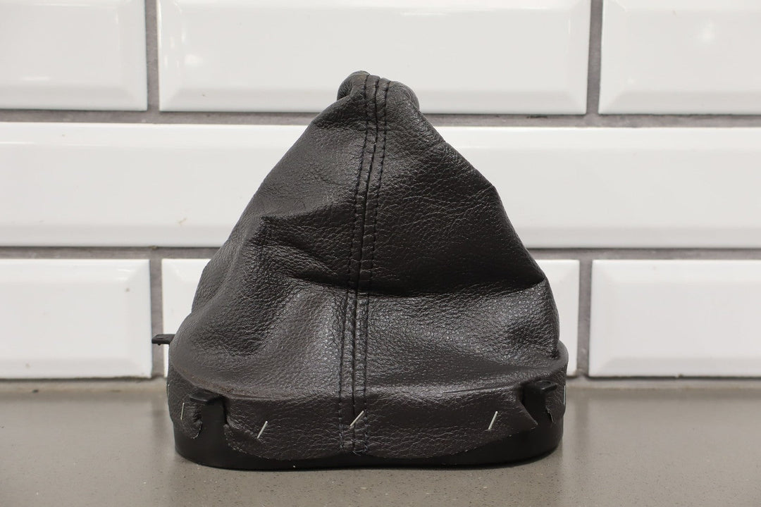 2005 - 2013 C6 Corvette Manual Transmission Floor Shift Knob & Boot