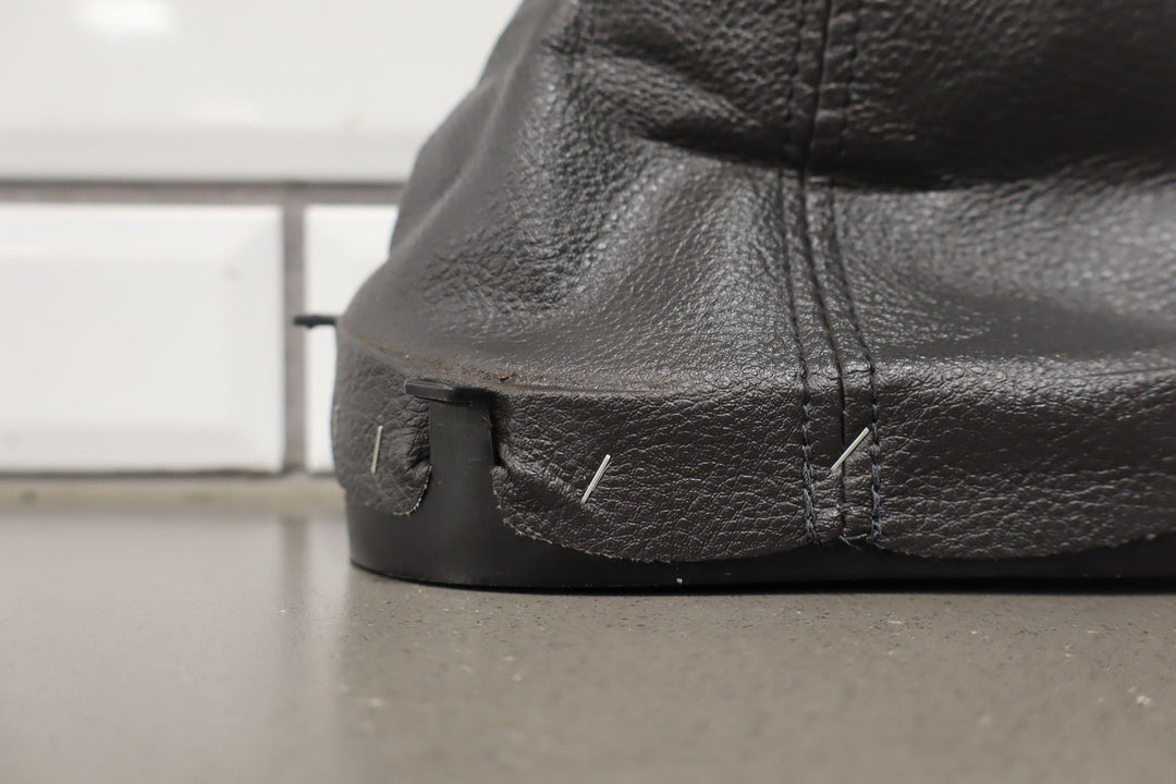 2005 - 2013 C6 Corvette Manual Transmission Floor Shift Knob & Boot