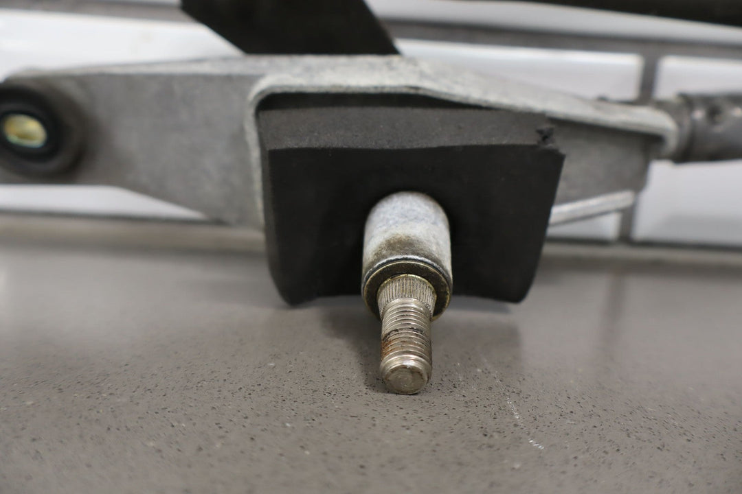 2005 - 2013 C6 Corvette Windshield Wiper Transmission W/ Motor