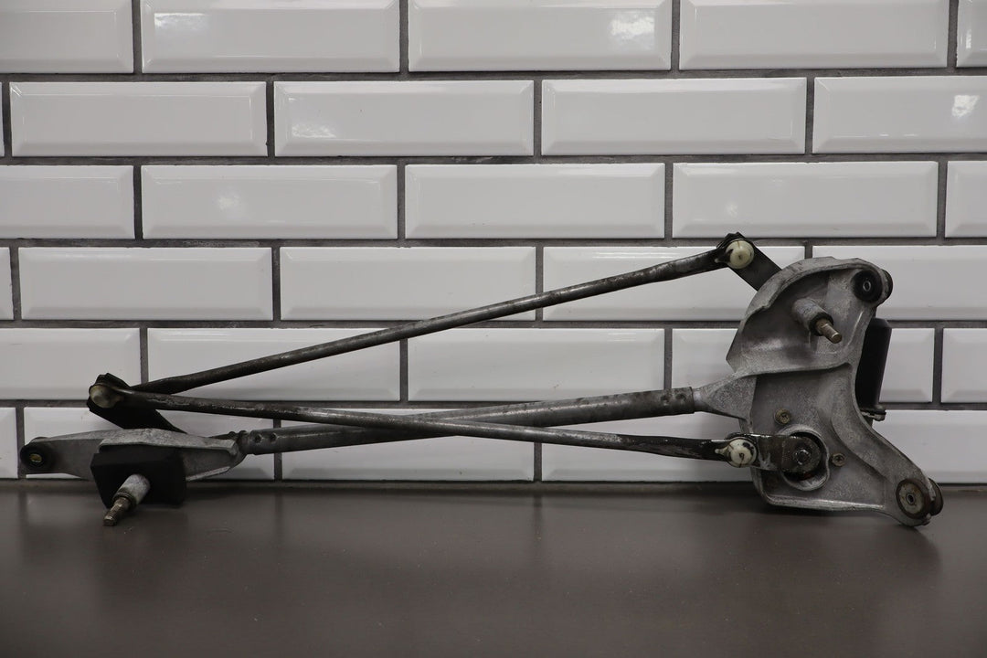 2005 - 2013 C6 Corvette Windshield Wiper Transmission W/ Motor