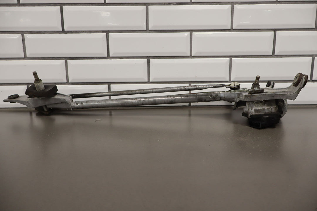 2005 - 2013 C6 Corvette Windshield Wiper Transmission W/ Motor