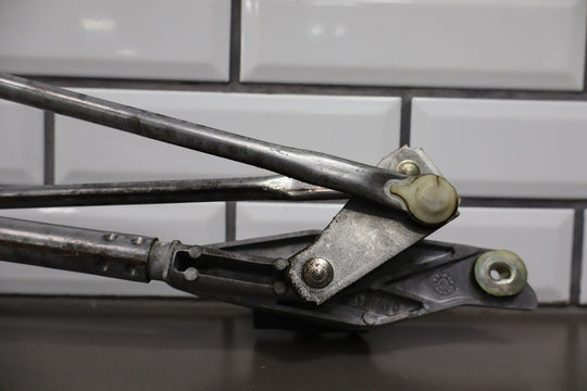 2005 - 2013 C6 Corvette Windshield Wiper Transmission W/ Motor