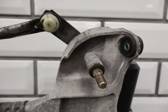 2005 - 2013 C6 Corvette Windshield Wiper Transmission W/ Motor