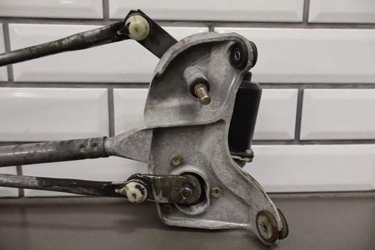 2005 - 2013 C6 Corvette Windshield Wiper Transmission W/ Motor